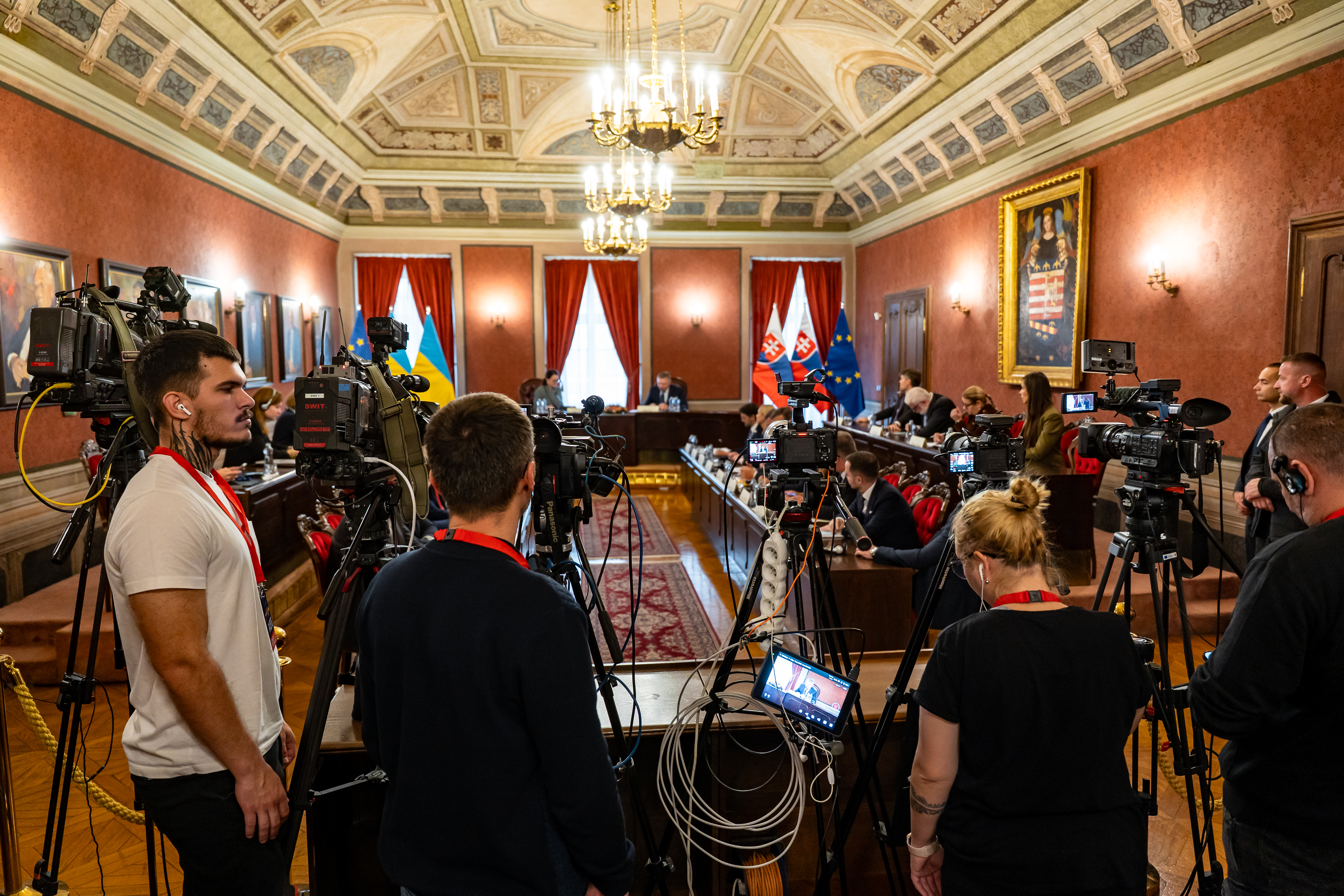 Spolocne rokovanie clenov vlad Slovenskej republiky a Ukrajinyr-36